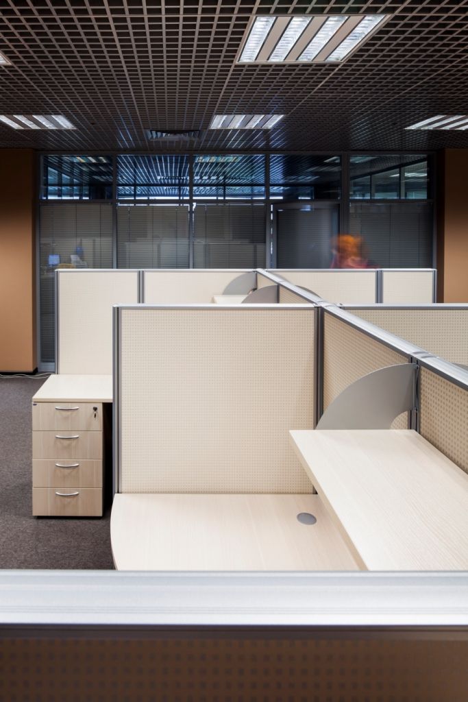 Навесные полки  Навесные полки